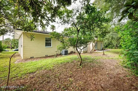 5371 Yerkes Street Jacksonville FL 32205