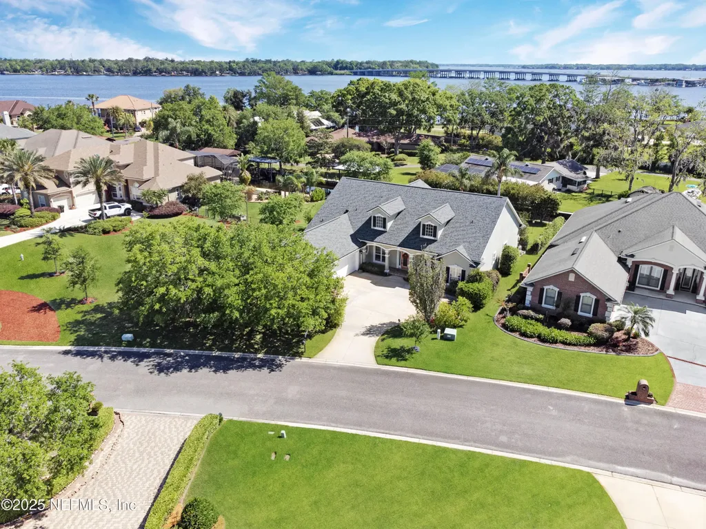 2028 Castle Point Court Fleming Island FL 32003