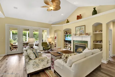 2028 Castle Point Court Fleming Island FL 32003