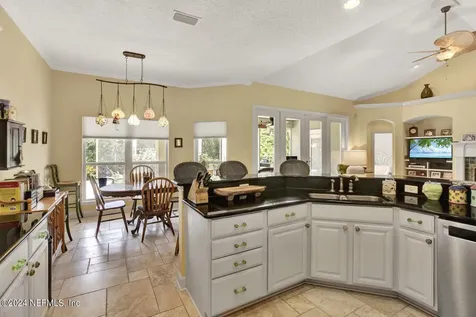 2028 Castle Point Court Fleming Island FL 32003