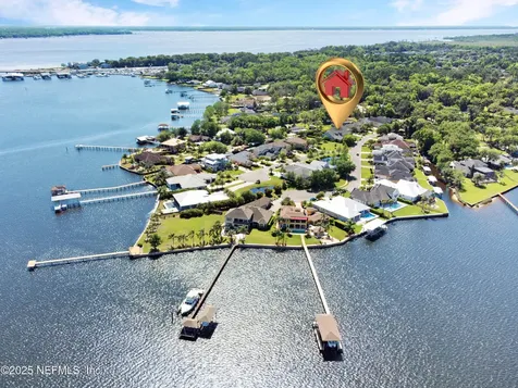 2028 Castle Point Court Fleming Island FL 32003