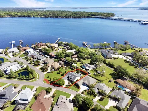 2028 Castle Point Court Fleming Island FL 32003