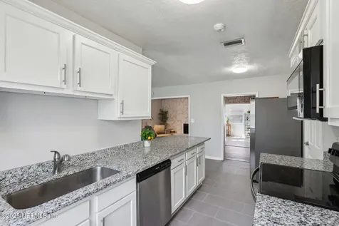 1234 Ibis Road Jacksonville FL 32216