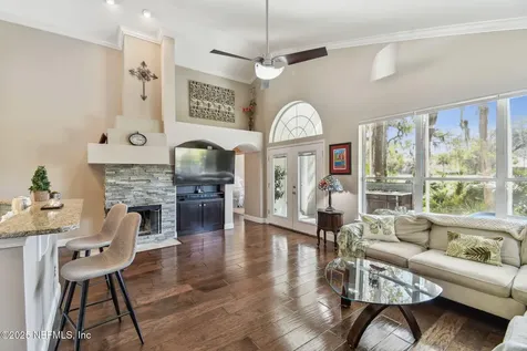 1560 Nottingham Knoll Drive Jacksonville FL 32225