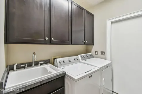1560 Nottingham Knoll Drive Jacksonville FL 32225
