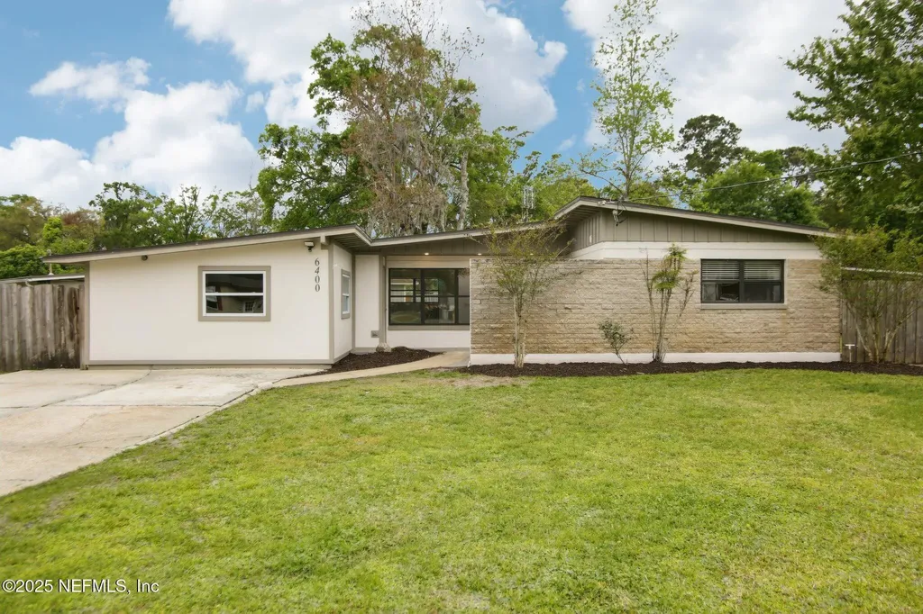 6400 Cobalt Avenue N Jacksonville FL 32210