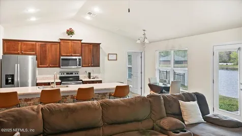 7332 Zain Michael Lane Jacksonville FL 32222