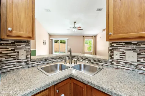 3387 Guernsey Court Jacksonville FL 32226