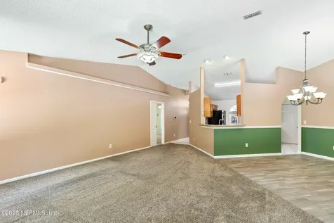 3387 Guernsey Court Jacksonville FL 32226
