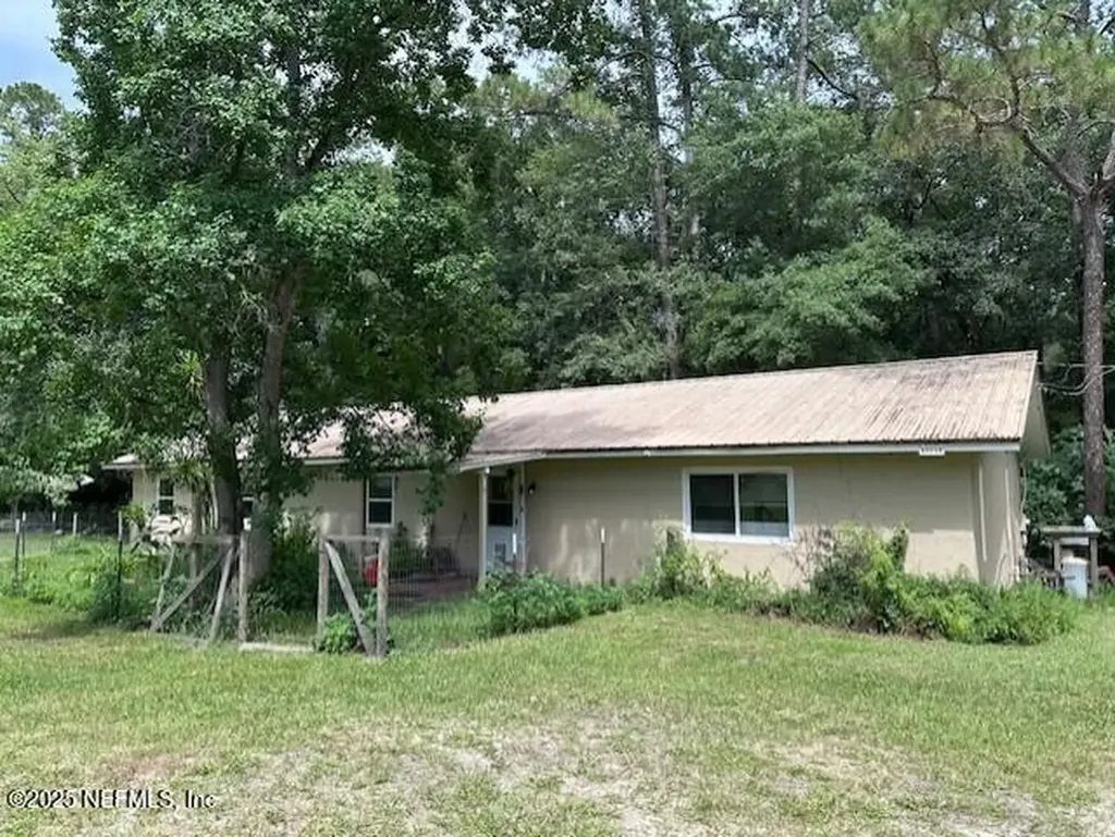 10216 River Oaks Drive Glen St. Mary FL 32040