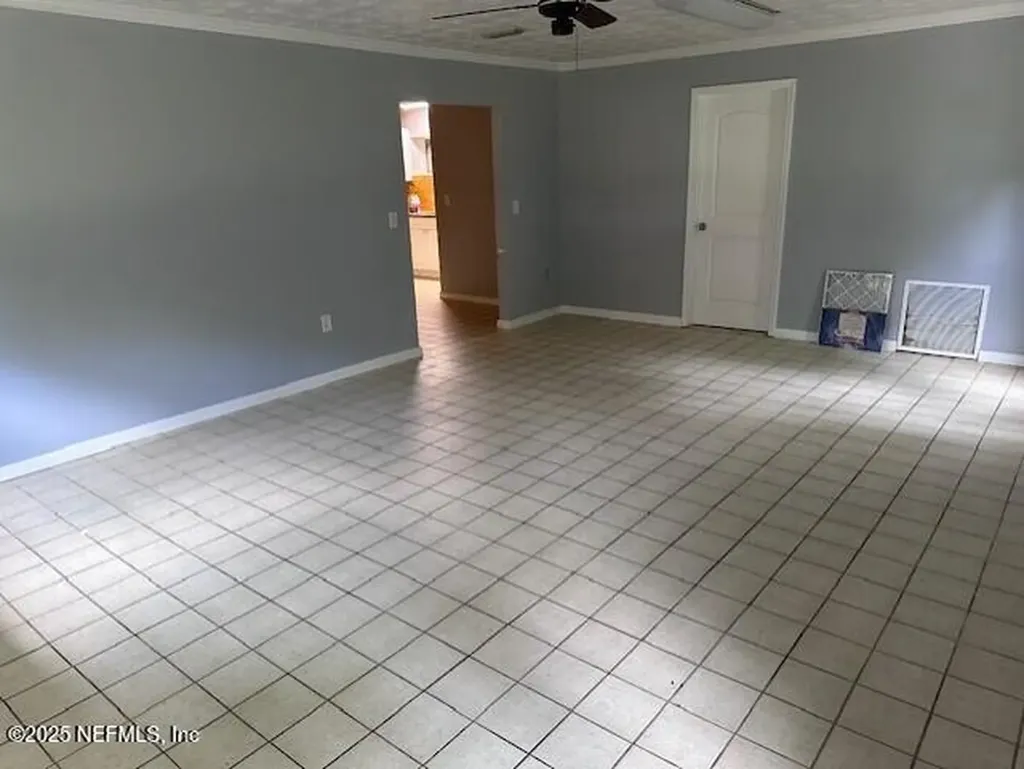 10216 River Oaks Drive Glen St. Mary FL 32040