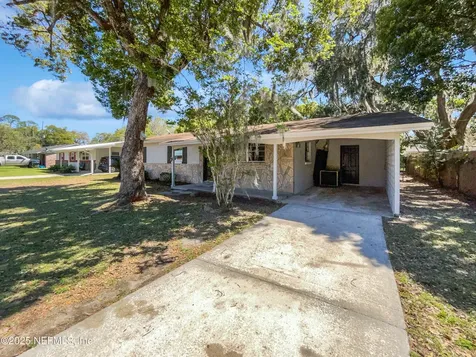 1507 Elsie Street Green Cove Springs FL 32043