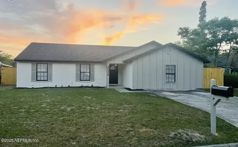 8036 Corky Court E Jacksonville FL 32244
