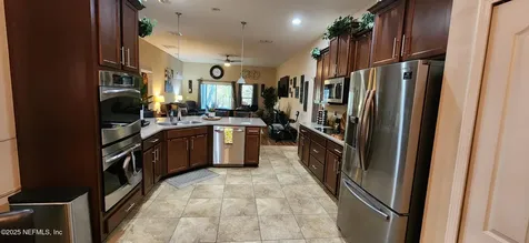 7280 Rose Creek Lane Jacksonville FL 32219