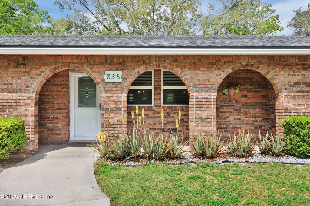 835 Hibernia Forest Drive Fleming Island FL 32003