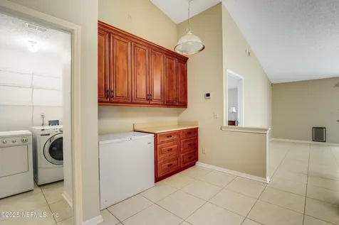 2377 Cool Springs Drive N Jacksonville FL 32246