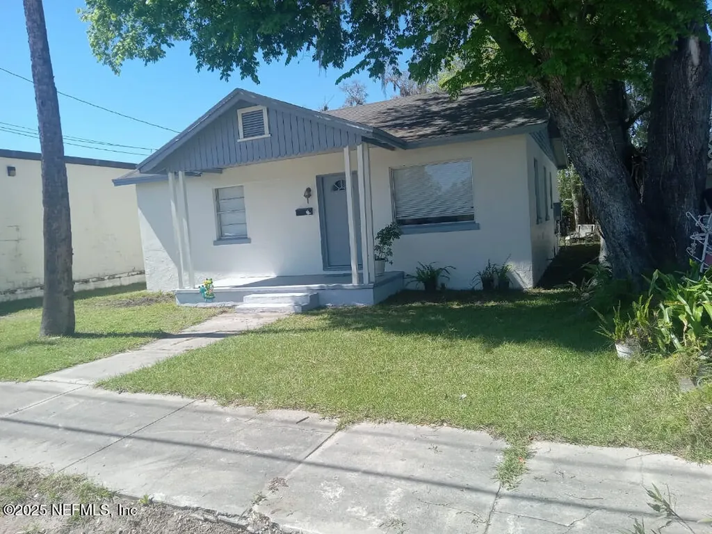 118 N 10th Street Palatka FL 32177