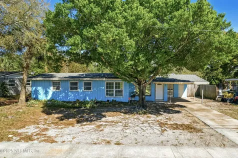 1945 Indies Drive E Jacksonville FL 32246