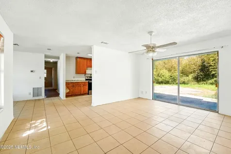 1945 Indies Drive E Jacksonville FL 32246