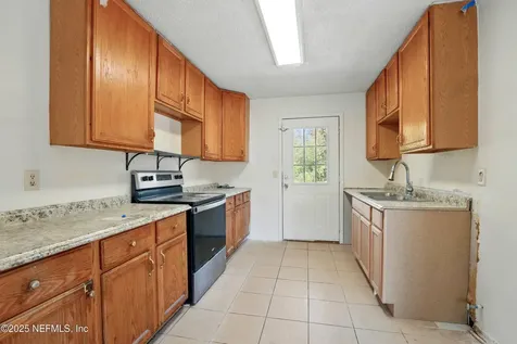 1945 Indies Drive E Jacksonville FL 32246