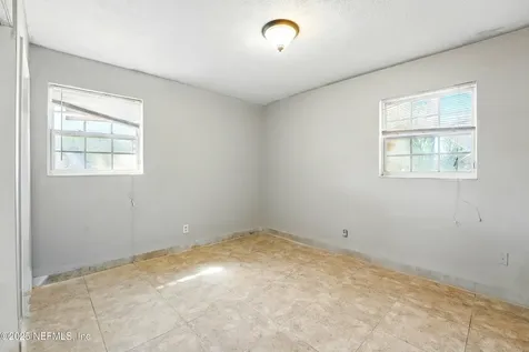 1945 Indies Drive E Jacksonville FL 32246
