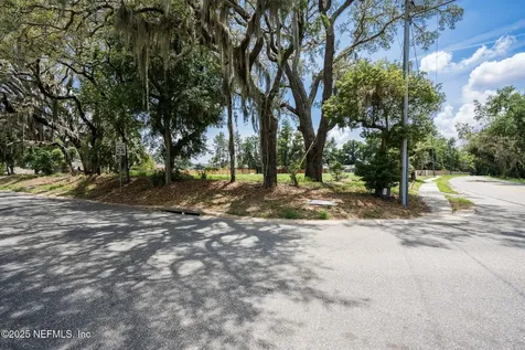 1807 Good Homes Road Orlando FL 32818