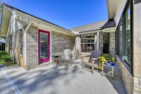 3758 Helicon Drive Jacksonville FL 32223