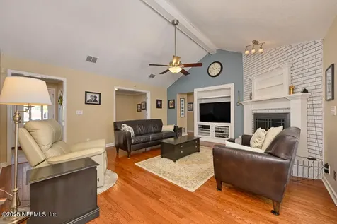 3758 Helicon Drive Jacksonville FL 32223