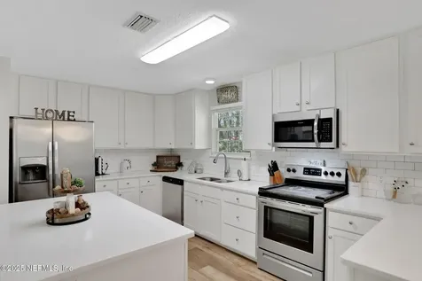 4268 Chokeberry Road Middleburg FL 32068