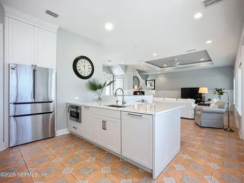 8812 Mckenna Drive Jacksonville FL 32226