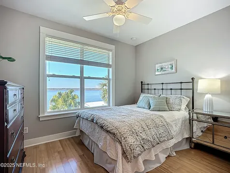 8812 Mckenna Drive Jacksonville FL 32226