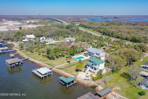 8812 Mckenna Drive Jacksonville FL 32226