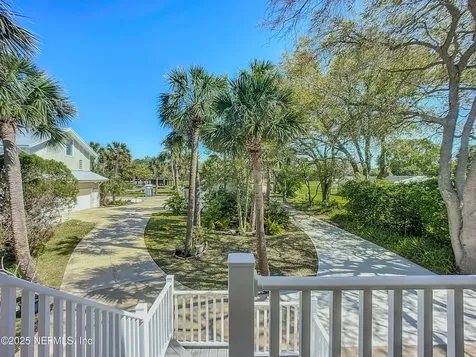 8812 Mckenna Drive Jacksonville FL 32226