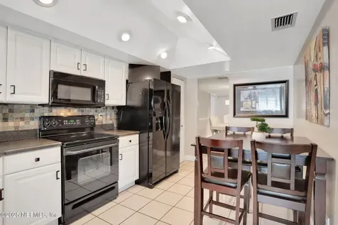 7838 Baymeadows Circle W Jacksonville FL 32256