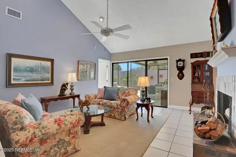 7838 Baymeadows Circle W Jacksonville FL 32256