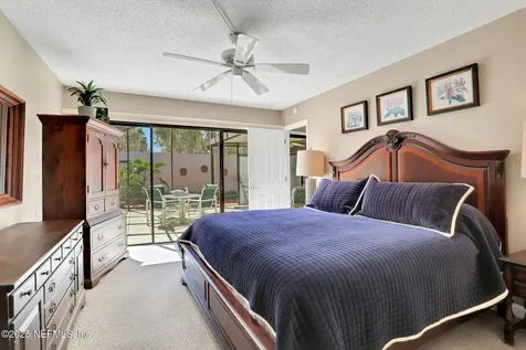 7838 Baymeadows Circle W Jacksonville FL 32256