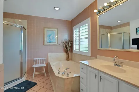 7838 Baymeadows Circle W Jacksonville FL 32256