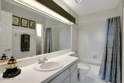 7838 Baymeadows Circle W Jacksonville FL 32256