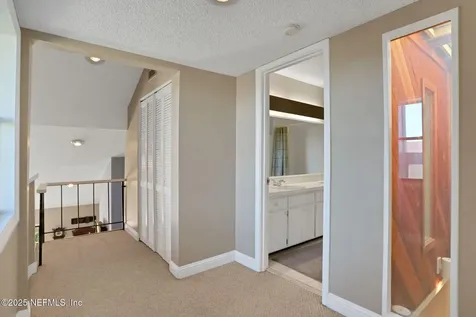 7838 Baymeadows Circle W Jacksonville FL 32256