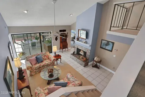 7838 Baymeadows Circle W Jacksonville FL 32256
