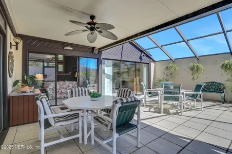 7838 Baymeadows Circle W Jacksonville FL 32256