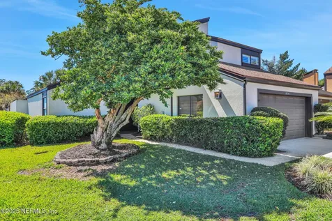 7838 Baymeadows Circle W Jacksonville FL 32256