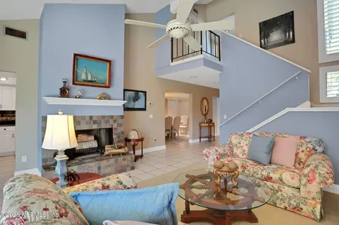 7838 Baymeadows Circle W Jacksonville FL 32256