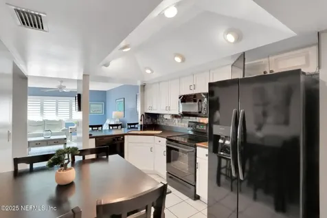 7838 Baymeadows Circle W Jacksonville FL 32256