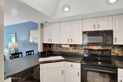 7838 Baymeadows Circle W Jacksonville FL 32256