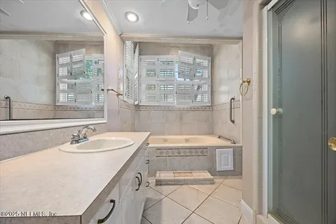 335 Garden Lane Atlantic Beach FL 32233