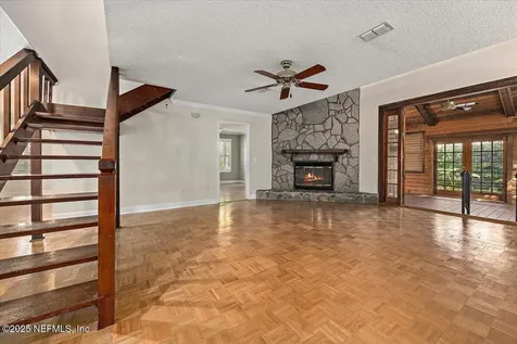 335 Garden Lane Atlantic Beach FL 32233