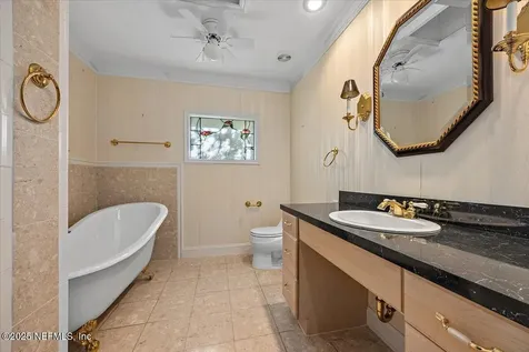 335 Garden Lane Atlantic Beach FL 32233
