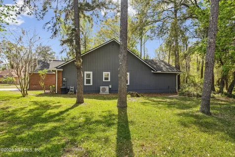 8228 Hawks Landing Drive Jacksonville FL 32217