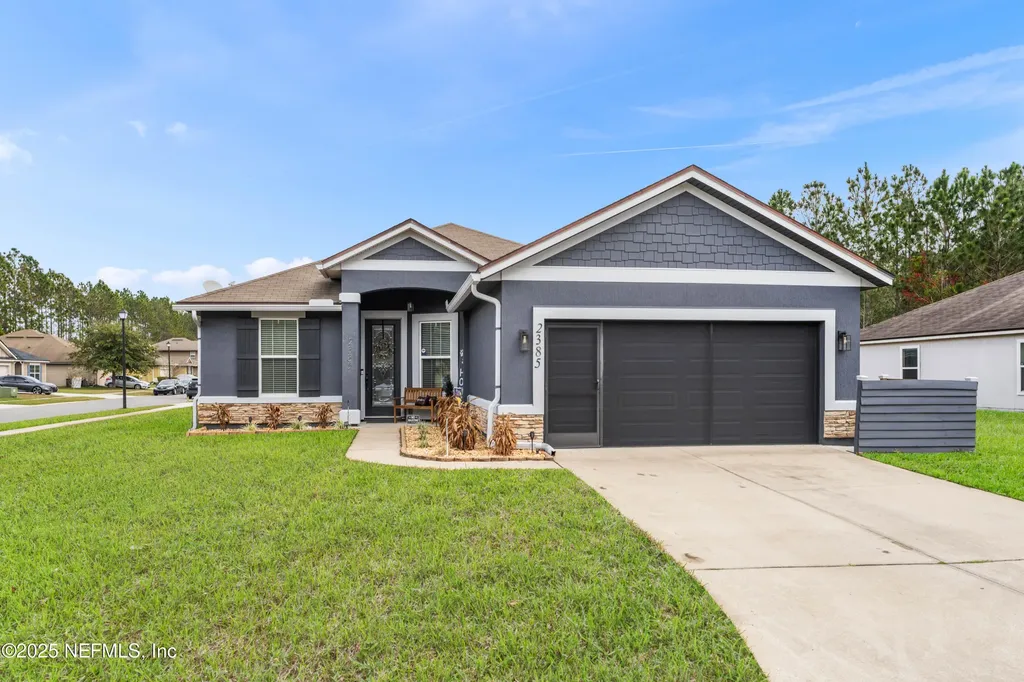 2385 Christi Lakes Court Jacksonville FL 32221